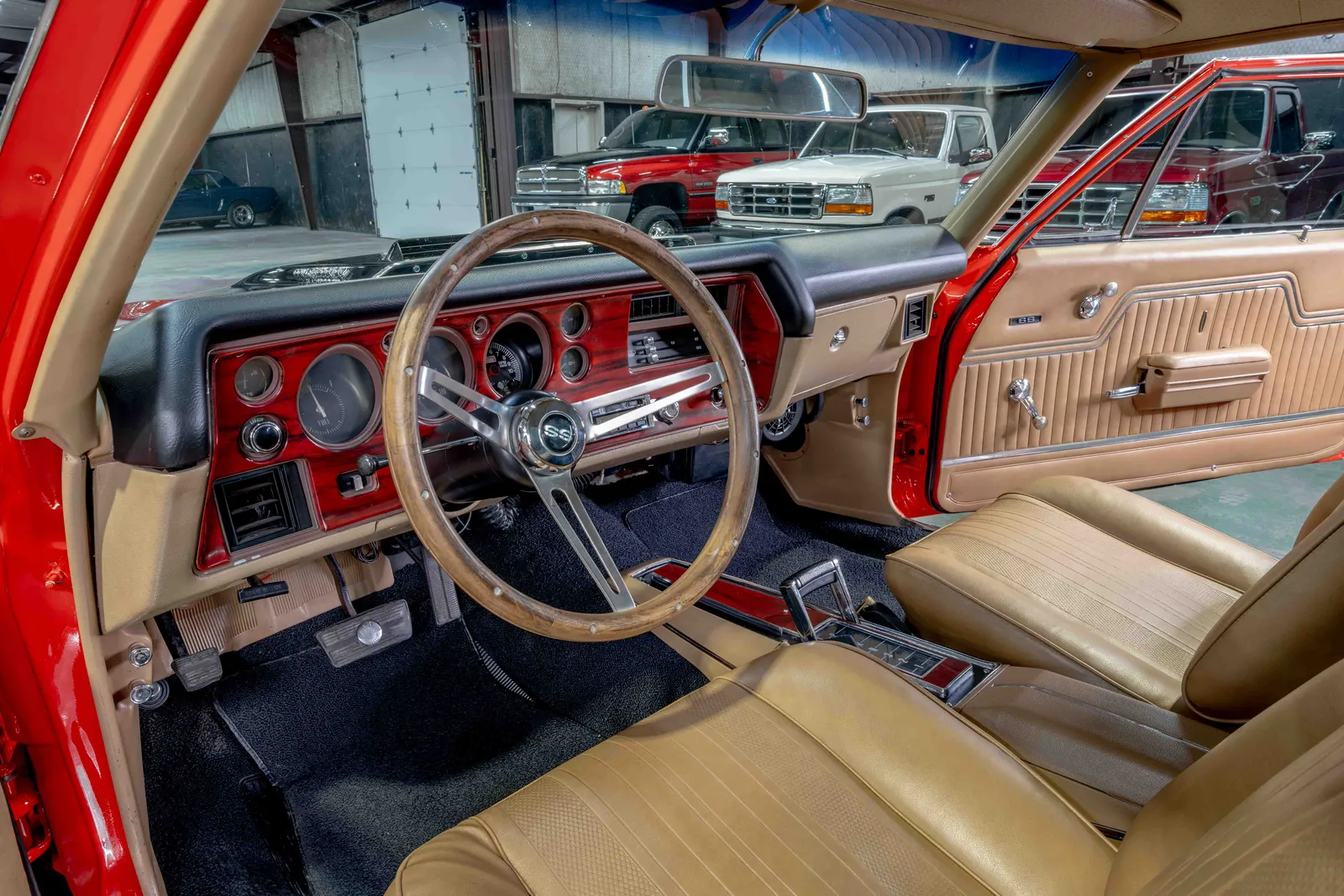 1970-Chevrolet-El Camino-Red-178458-46.jpg